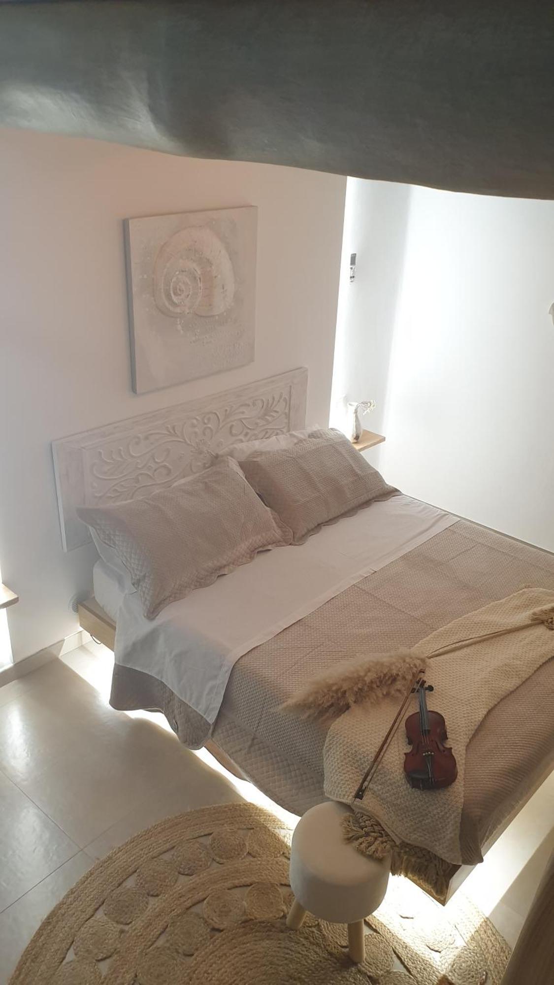 B&B Le Onde Praiola Terrasini Oda fotoğraf
