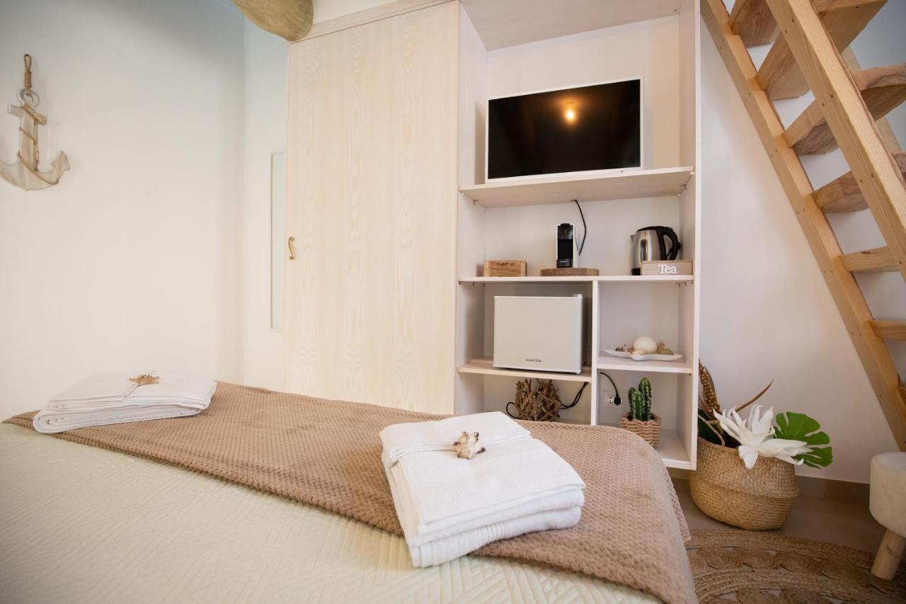 B&B Le Onde Praiola Terrasini Dış mekan fotoğraf